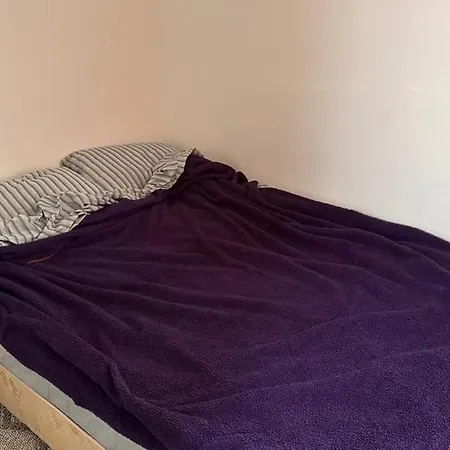 Duplex For 4 People In Center アパート *