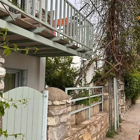 Duplex For 4 People In Center Daire *